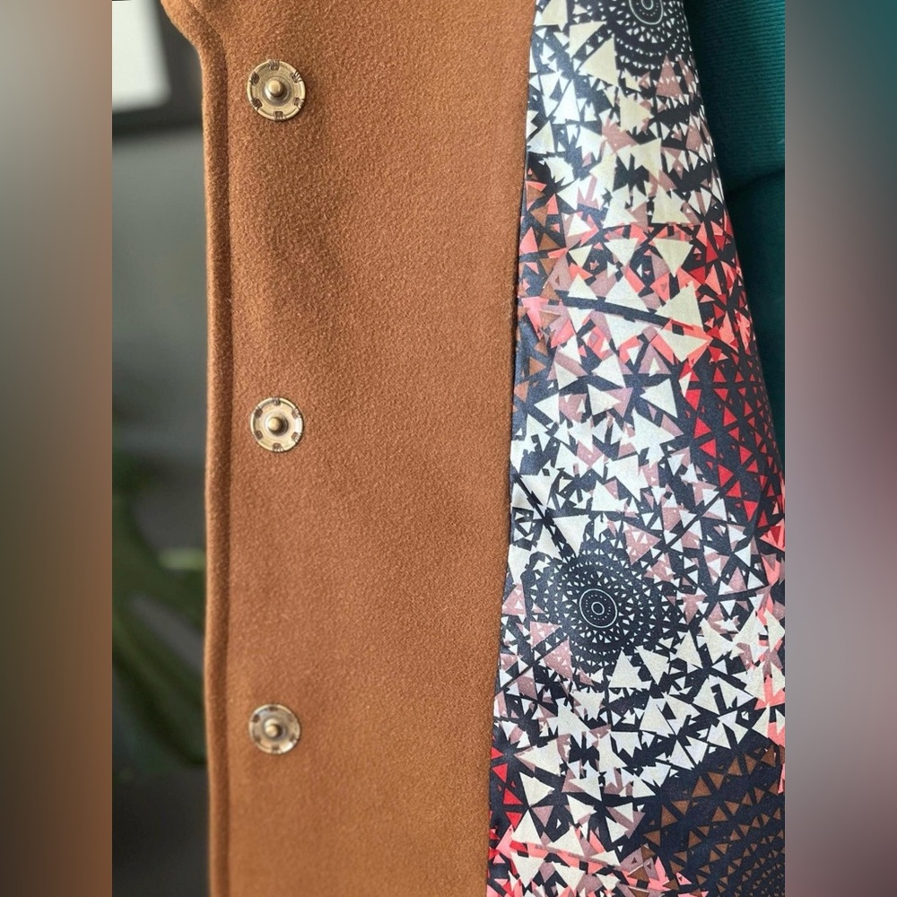Embroidered coat, crafted from upcycled blanket, fully lined, ladies' size XS-S - Picture 8 of 11